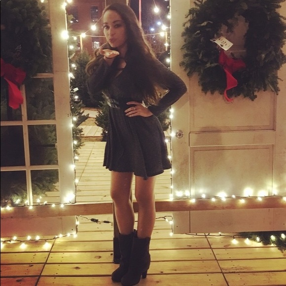 Meet your Posher, Cheyeanne - Picture 1 of 1